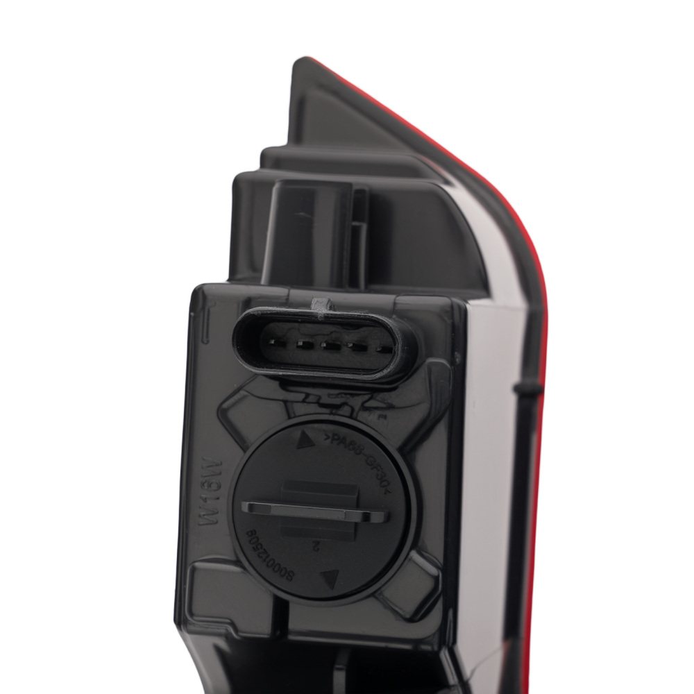 Rear Bumper Light Assembly Right compatible for Audi Q3 8U 15-18 8U0945096B 4 Bulbs