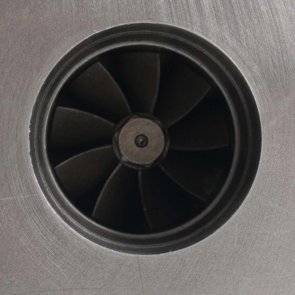 Turbo compatible pour Audi A5 Cabriolet 2.0 TDI Quattro 2009-2017 03L145701L 817047-1