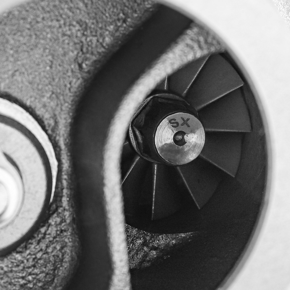 058145703L upgrade Turbina Turbocompressore compatibile per Audi A4 A6 compatibile per VW PASSAT 1.8T 150 PS